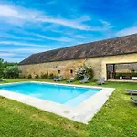 La Bourgeoisie Villa